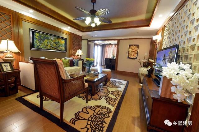 這款11X14米農(nóng)村別墅設(shè)計(jì)圖，外觀低調(diào)優(yōu)雅，不驕不奢，剛建好，全村都不淡定