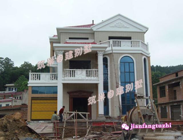 三層鄉(xiāng)村別墅設計圖，150平米帶車庫+挑空客廳，看完你一定會喜歡