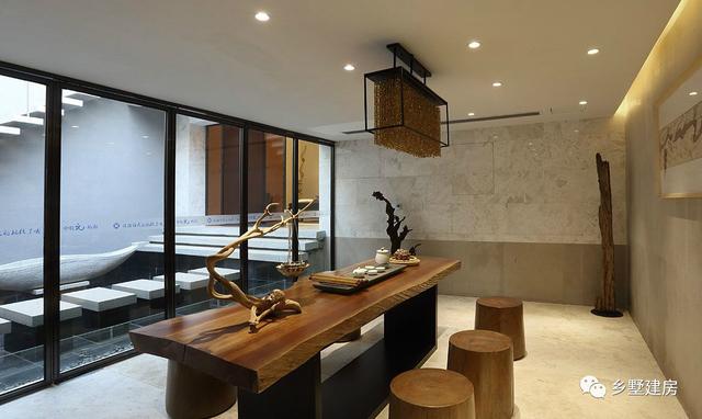 兩款性價比極高的農(nóng)村別墅設計圖，美觀大氣，城里人都坐不住了，200萬別墅的感覺