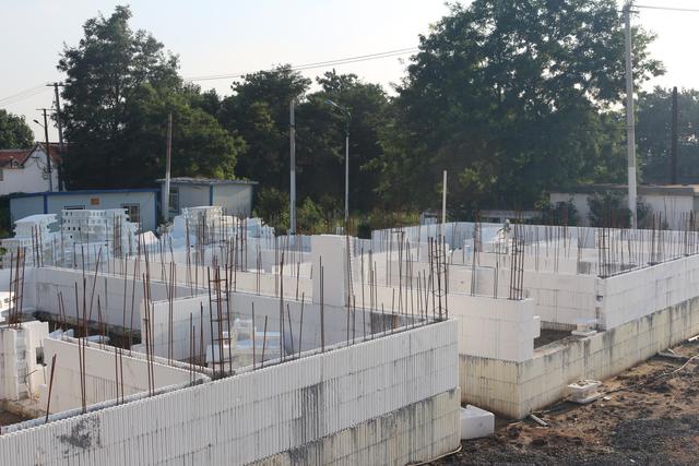 海容模塊傾情打造12.3米X9.4米農(nóng)村二層小別墅，帶堂屋，施工簡單，造價22萬