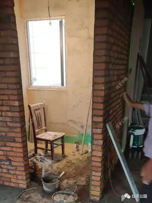 農(nóng)村三層經(jīng)典簡歐別墅設(shè)計圖，簡單大氣，新建起來的房子就是不一般，處處都透露著高級感。