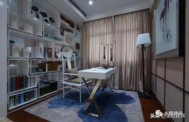 獨(dú)特別墅設(shè)計(jì)圖，家里有一個(gè)屋頂花園，簡(jiǎn)直太羨慕啦！