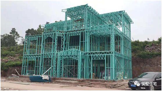 四川陳先生三層輕鋼別墅設(shè)計(jì)圖，新房蓋好來(lái)曬曬，農(nóng)村生活美滋滋。