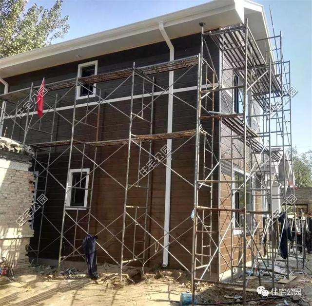 農(nóng)村輕鋼住宅造價(jià)多少？這棟240平的房子只花了33萬，房主任先生很滿意