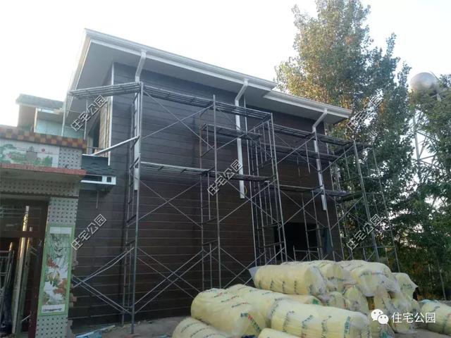 農(nóng)村輕鋼住宅造價(jià)多少？這棟240平的房子只花了33萬，房主任先生很滿意