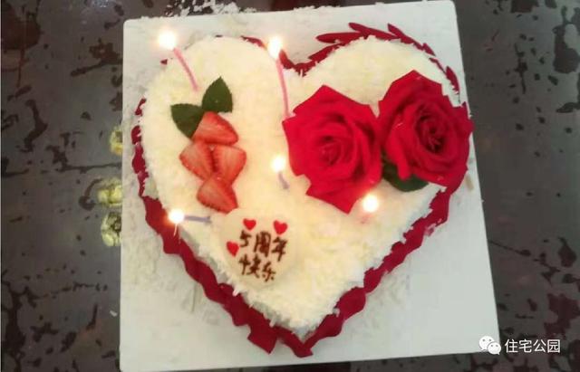 江西農(nóng)村小伙自建歐式別墅，30萬建房40萬裝修我打100分，不怕驕傲