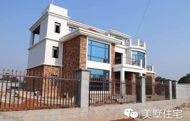 分享幾張江蘇的老板建房實(shí)拍圖，大氣美觀，很受農(nóng)村朋友的青睞