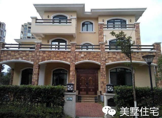 分享幾張江蘇的老板建房實(shí)拍圖，大氣美觀，很受農(nóng)村朋友的青睞