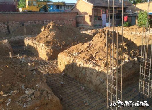 北方小伙建走心美宅，只花了50萬，光屋頂就省了幾萬塊，怎么做到的