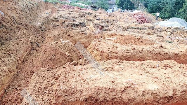 為提升生活質量，四川農村自建一層平頂別墅，包工240一平劃算嗎？