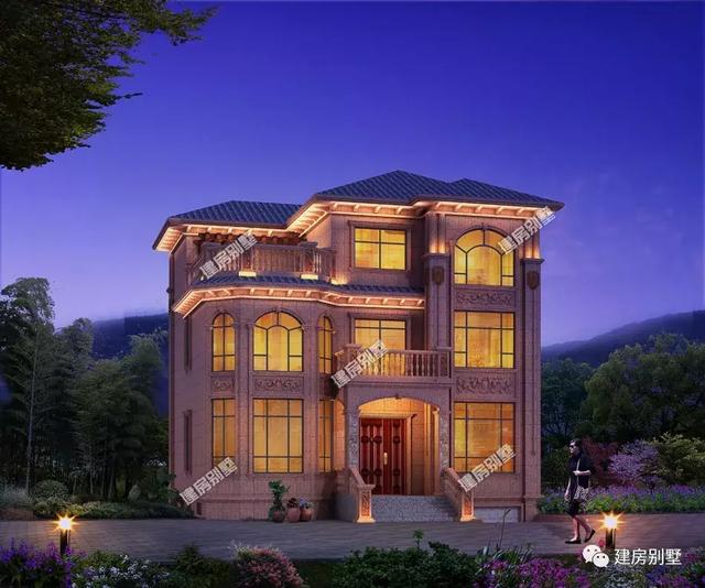 這套別墅設(shè)計(jì)帶地下室和多邊形采光窗，一輩子建一棟，怎能不建好點(diǎn)？