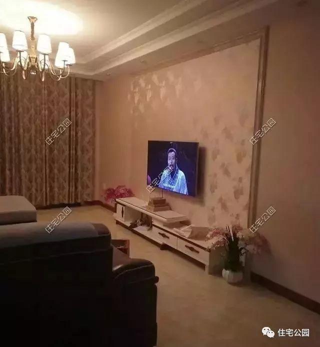 重慶農(nóng)村自建房實(shí)拍照片，75萬(wàn)蓋起的3層養(yǎng)老別墅，布局沒(méi)得挑！