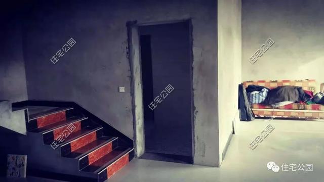 農(nóng)村小伙自畫結構圖，不到20萬建成兩層小別墅，怎么做到的？