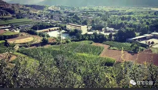 農(nóng)村小伙自畫結構圖，不到20萬建成兩層小別墅，怎么做到的？