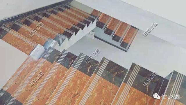 農(nóng)村小伙自畫結構圖，不到20萬建成兩層小別墅，怎么做到的？