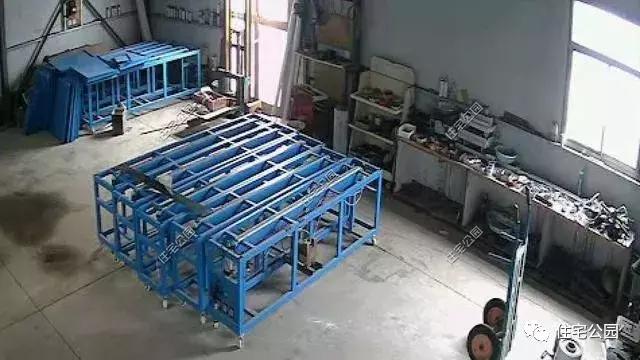 江蘇農(nóng)村花了50萬建成的平房別墅，這樣光伏發(fā)電的屋面見過么