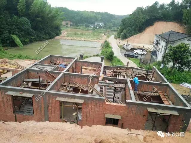 拆掉農(nóng)村40年老宅，花65萬(wàn)建成這棟農(nóng)村別墅，父母都夸好