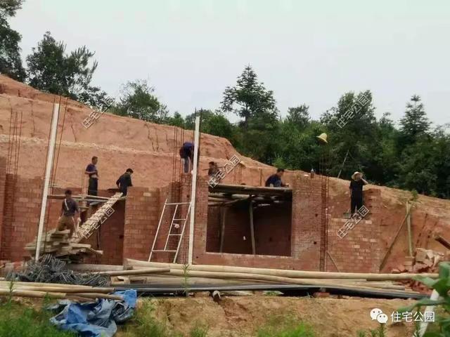 拆掉農(nóng)村40年老宅，花65萬(wàn)建成這棟農(nóng)村別墅，父母都夸好