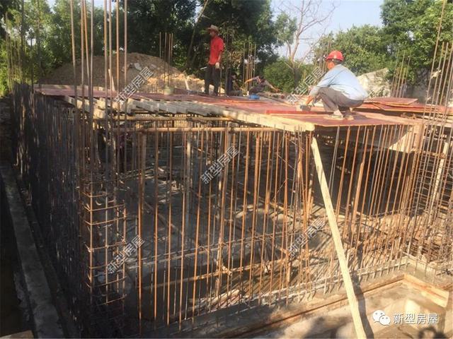 農(nóng)村自建房打地基，山東毛石基礎(chǔ)25萬，江蘇箱形基礎(chǔ)72萬，哪個更結(jié)實(shí)？