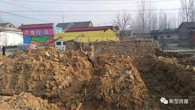 農(nóng)村自建房打地基，山東毛石基礎(chǔ)25萬，江蘇箱形基礎(chǔ)72萬，哪個更結(jié)實(shí)？