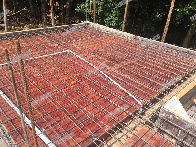 這套二層別墅，光基礎(chǔ)就花了3萬，顏值不夠，施工來湊！