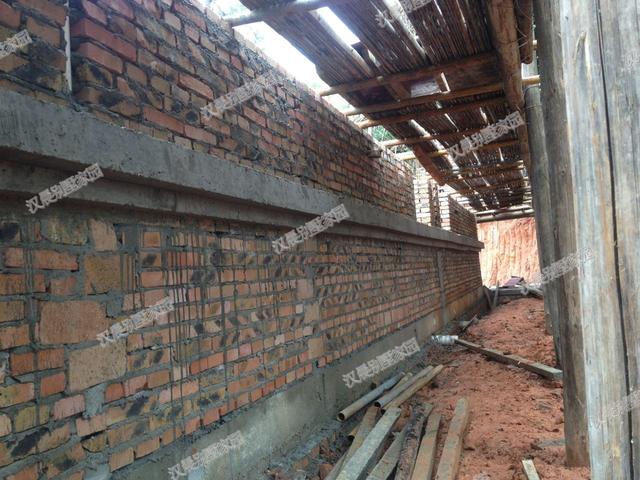 這套二層別墅，光基礎(chǔ)就花了3萬，顏值不夠，施工來湊！