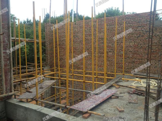 這套二層別墅，光基礎(chǔ)就花了3萬，顏值不夠，施工來湊！