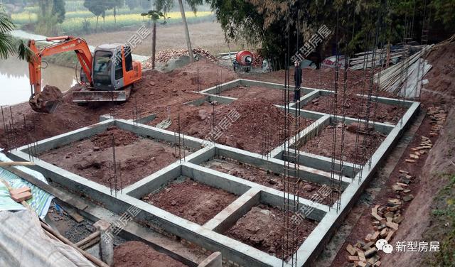 剛建幾年的房子，墻體和樓板就開裂了，這是什么原因？