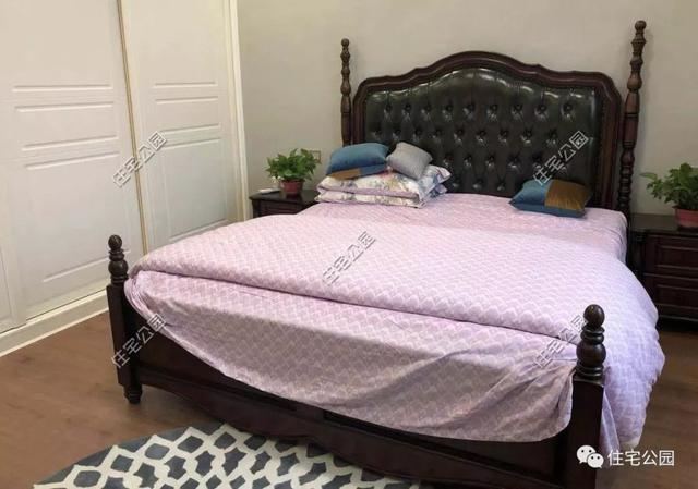 為了回老家工作的女兒，江西父母建三層別墅，小院裝修全做好120萬