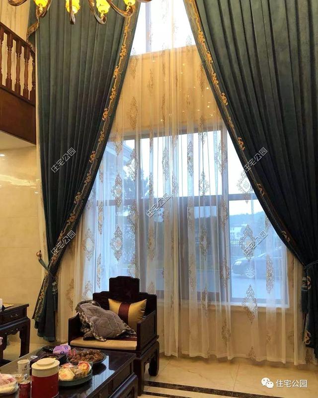 為了回老家工作的女兒，江西父母建三層別墅，小院裝修全做好120萬