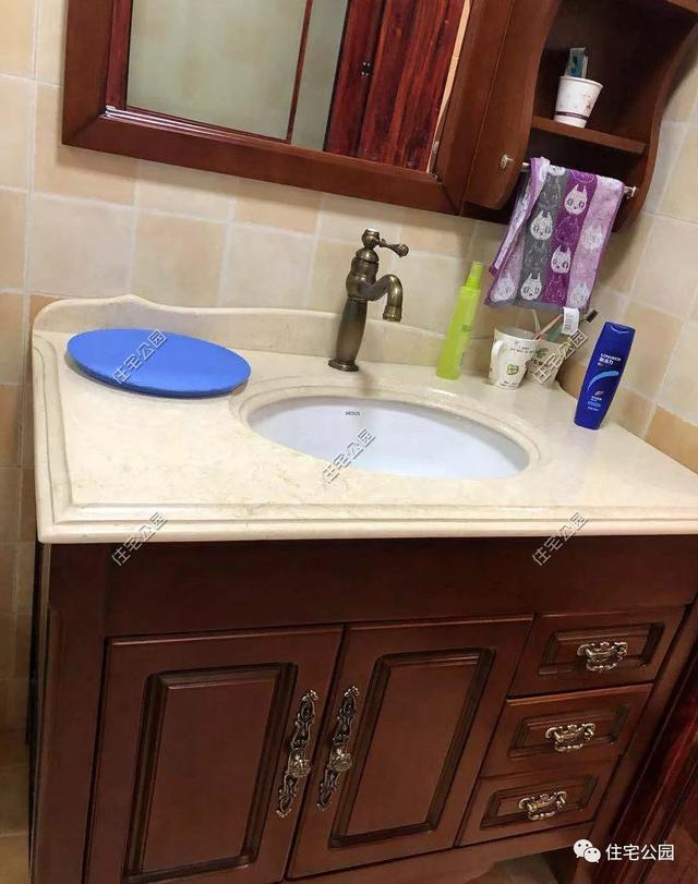 為了回老家工作的女兒，江西父母建三層別墅，小院裝修全做好120萬