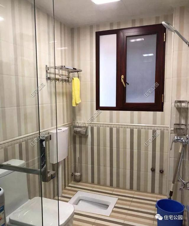 為了回老家工作的女兒，江西父母建三層別墅，小院裝修全做好120萬