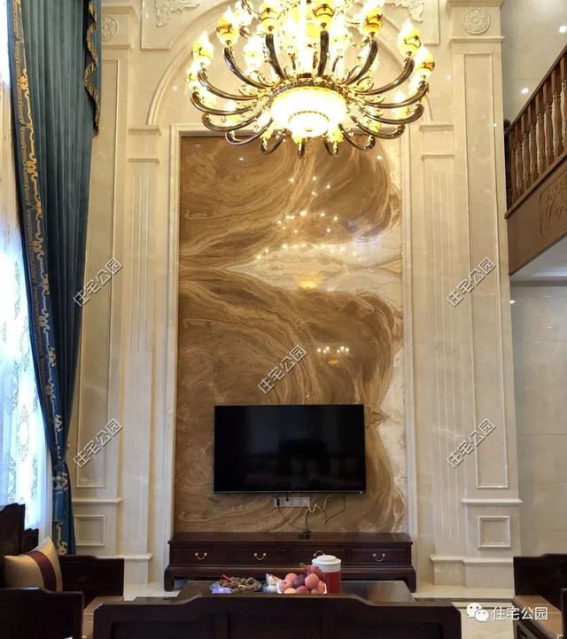 為了回老家工作的女兒，江西父母建三層別墅，小院裝修全做好120萬