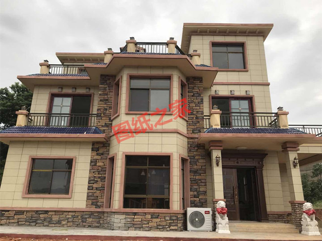 大氣的美式三層別墅設(shè)計(jì)圖，外觀效果圖氣派、美觀