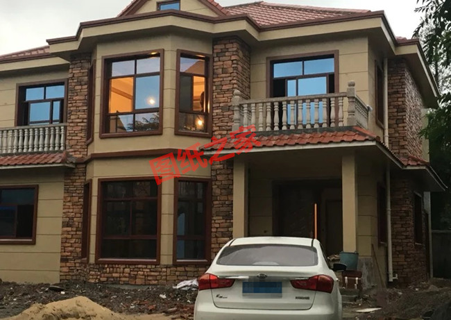 現(xiàn)代二層別墅房屋設(shè)計(jì)圖，帶外觀圖片