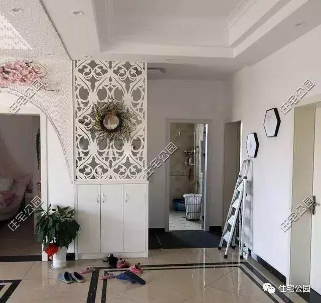 湖南農(nóng)村自建2層漂亮別墅，土建50萬裝修70萬，這樣式真漂亮