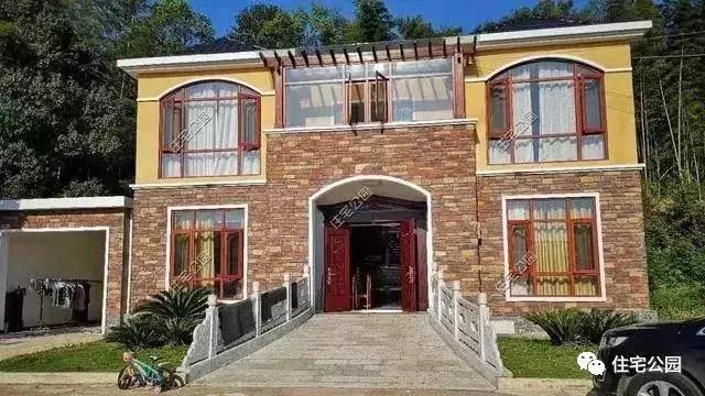 湖南農(nóng)村自建2層漂亮別墅，土建50萬裝修70萬，這樣式真漂亮