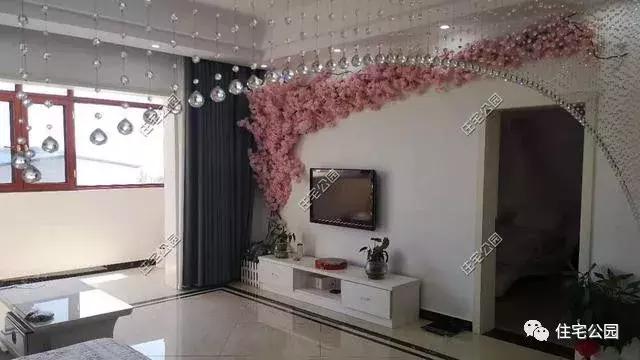 湖南農(nóng)村自建2層漂亮別墅，土建50萬裝修70萬，這樣式真漂亮