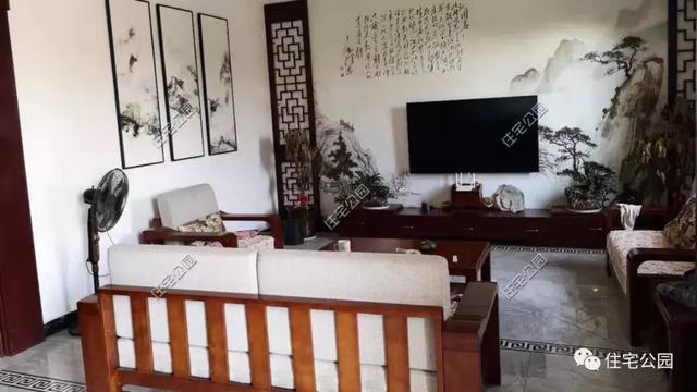 湖南農(nóng)村自建2層漂亮別墅，土建50萬裝修70萬，這樣式真漂亮