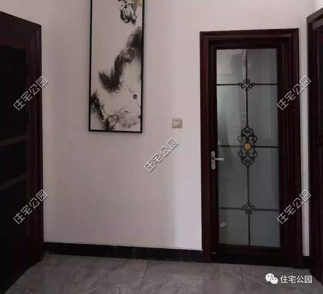 湖南農(nóng)村自建2層漂亮別墅，土建50萬裝修70萬，這樣式真漂亮