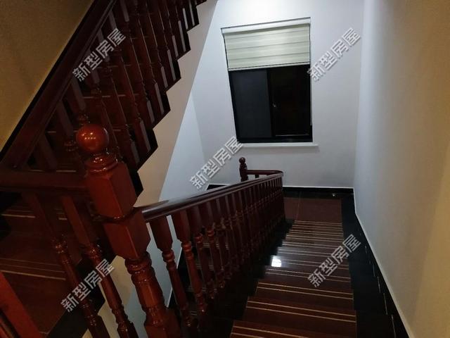 很多包工頭不做的旋轉(zhuǎn)樓梯，其實非常簡單！