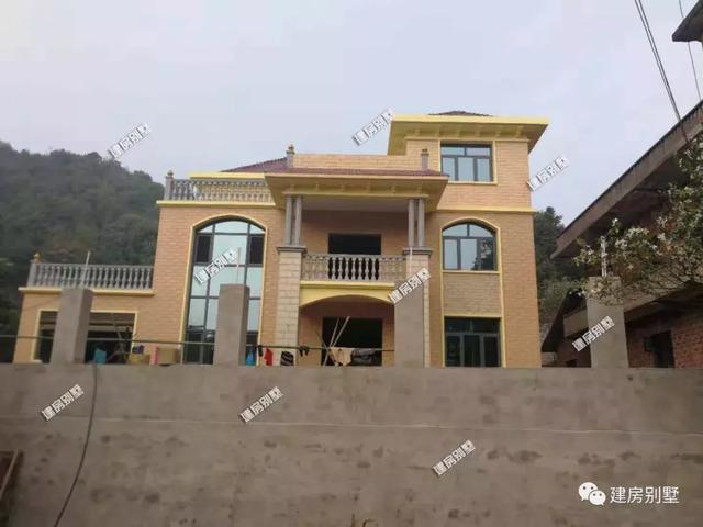 曬曬我新建的三層別墅，50萬全部完工，鄰居家根本沒法比