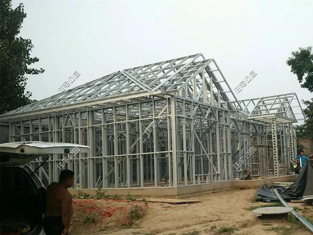 河北農(nóng)村一棟輕鋼別墅19萬就能蓋好？房主都說撿到便宜了！