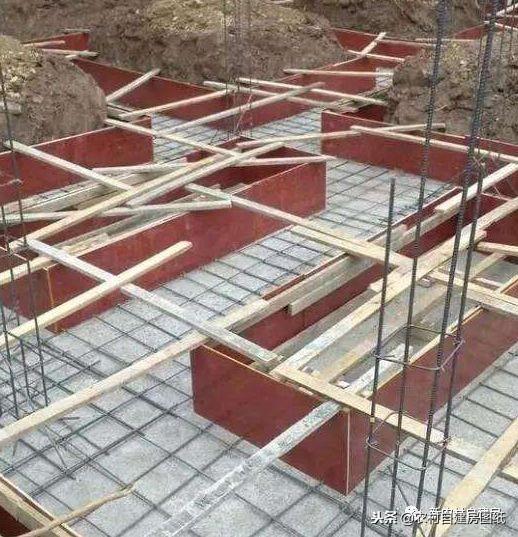 農(nóng)村自建房一定要設(shè)地梁！看完你就知道地梁應(yīng)該怎么做了