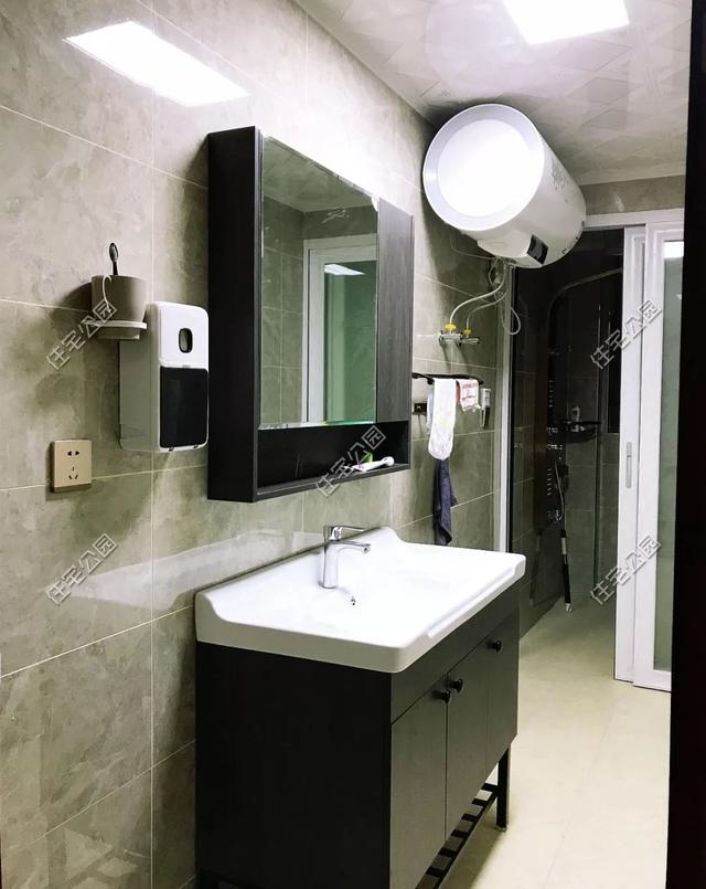 為父母養(yǎng)老，湖南兄妹在農(nóng)村老家修建三層別墅，主體裝修一個花了80萬