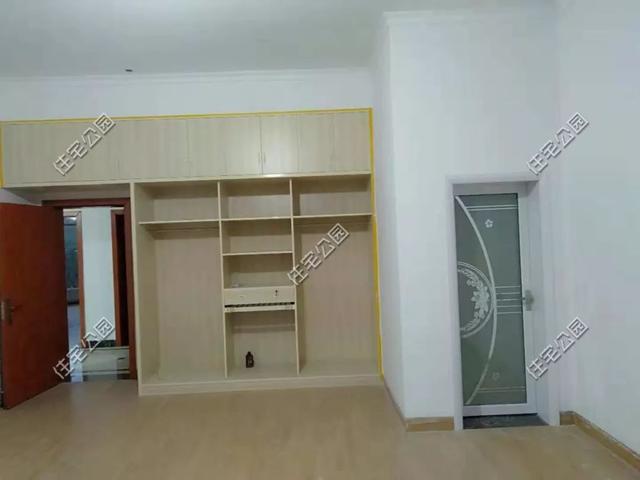 為了落葉歸根，湖南兄弟倆回鄉(xiāng)下建別墅，各自花了60萬(wàn)，享受田園生活