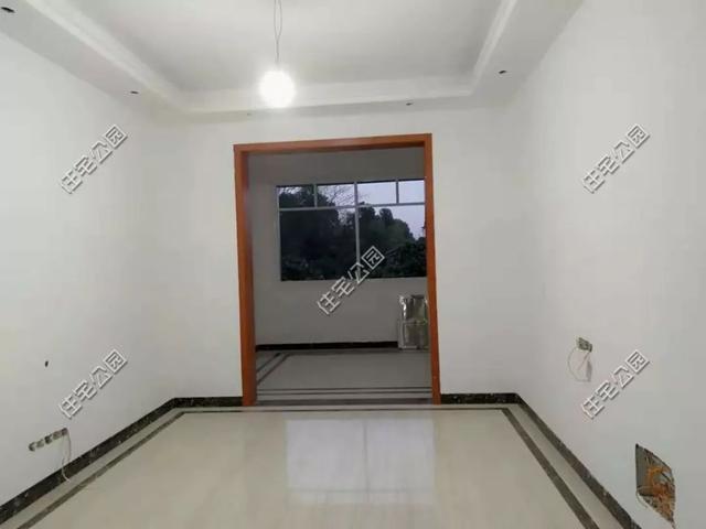 為了落葉歸根，湖南兄弟倆回鄉(xiāng)下建別墅，各自花了60萬(wàn)，享受田園生活