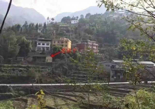 最適合農(nóng)村的實用布局、方正戶型，兩套廣西自建522平農(nóng)村別墅