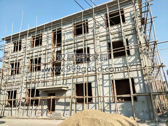 今年的蓋房愿望實(shí)現(xiàn)了嗎？2套豪華雙拼別墅實(shí)拍照片，過年想低調(diào)都難