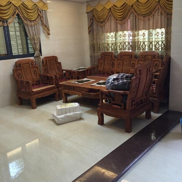 聽說這樣的農村別墅在福建省非常普通，簡裝接地氣，樓梯有檔次！